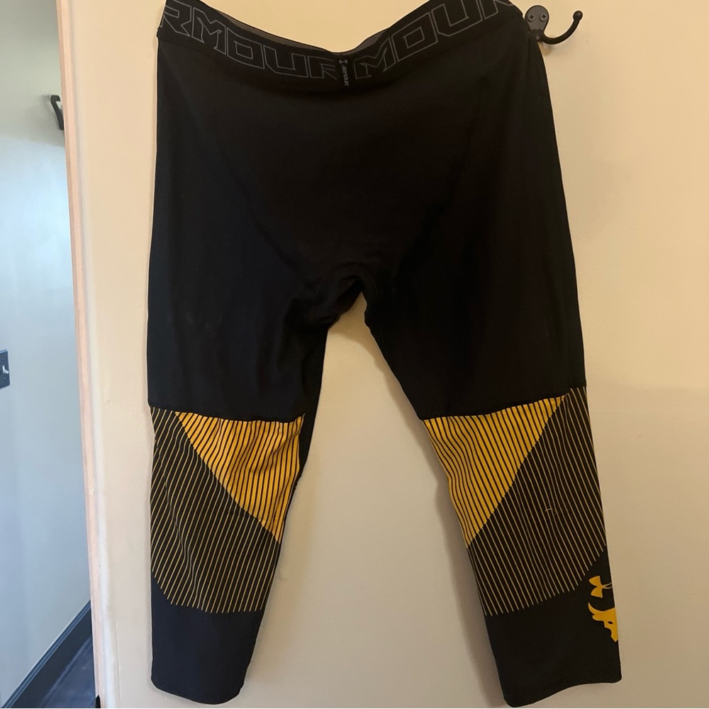 Under Armour Black and Yellow Sweatpants Athletic Wear